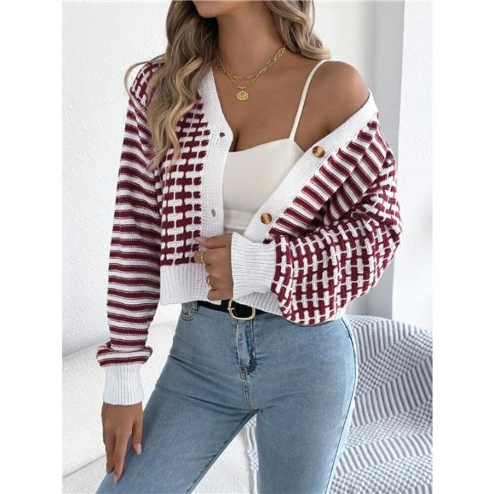 Striped Button-Up Cropped Cardigan - Picture 3 of 14